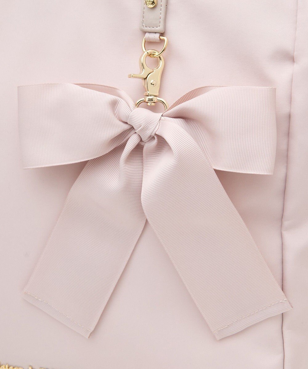 Maison de FLEUR EC限定リボンチャーム付き3ルームトートバッグ 