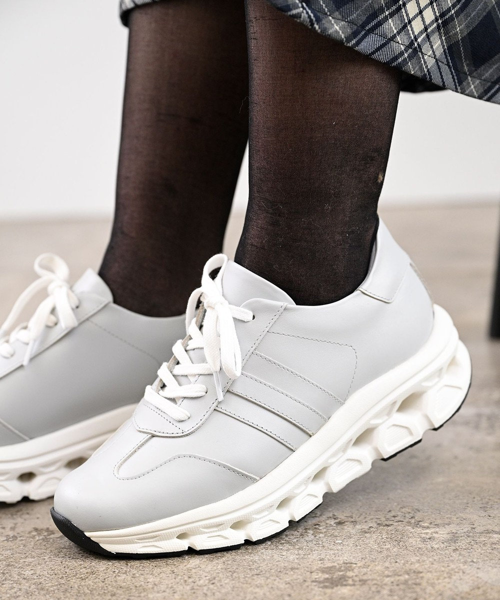 Pointer 日本製 本革 穴開きソールスニーカー 