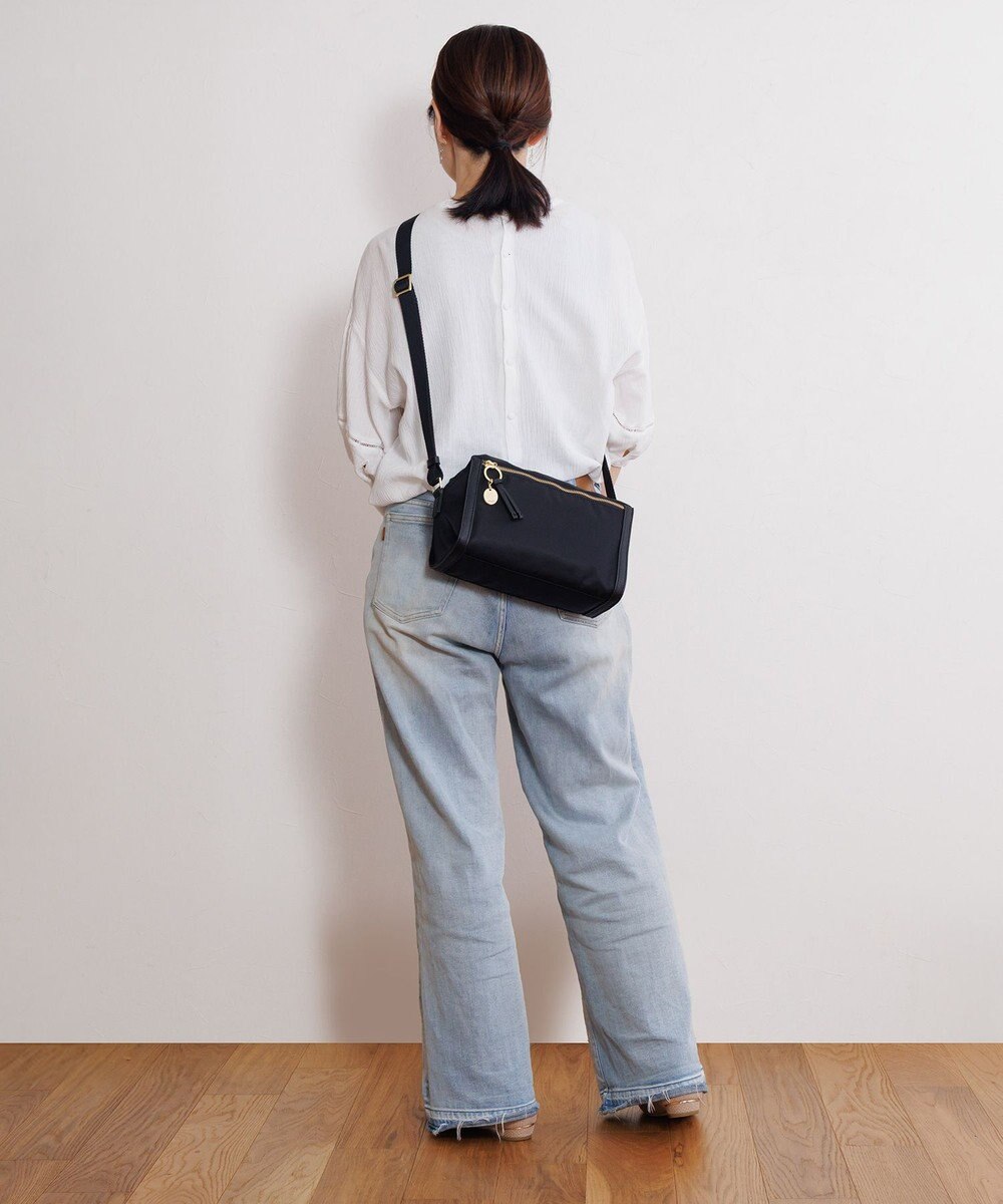 ACE BAGS & LUGGAGE HAyU × ace.  ユッカ ショルダーバッグ 17832 