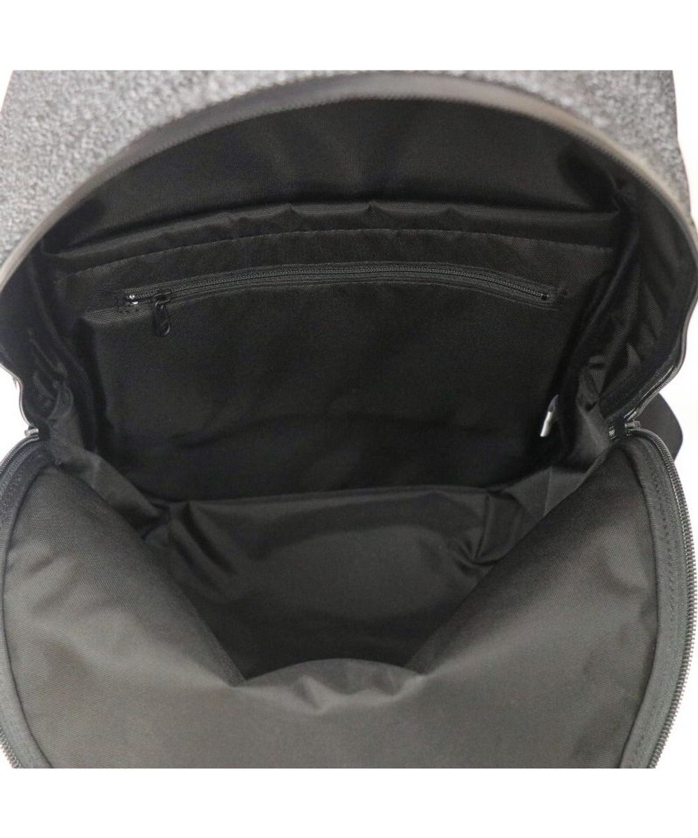 Regalo Felice 【軽量 / 撥水素材】リュック / UN METRE PRODUCTIONS 