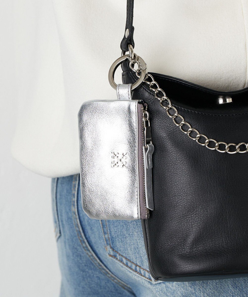 russet カラビナ付き ソフトレザーマルチケース(Z-211) 