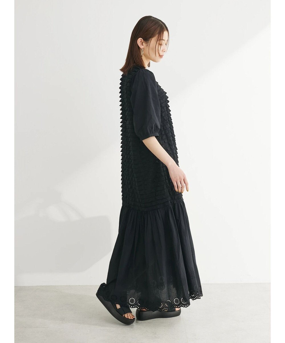 Green Parks ■ＥＳＣＡＲ　ウェーブカット×ローン刺繍ワンピース 