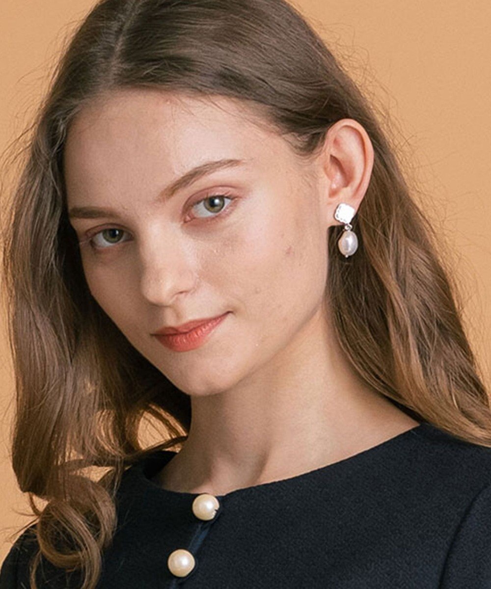 TOCCA SWING PEARL CLOVER EARRINGS イヤリング 