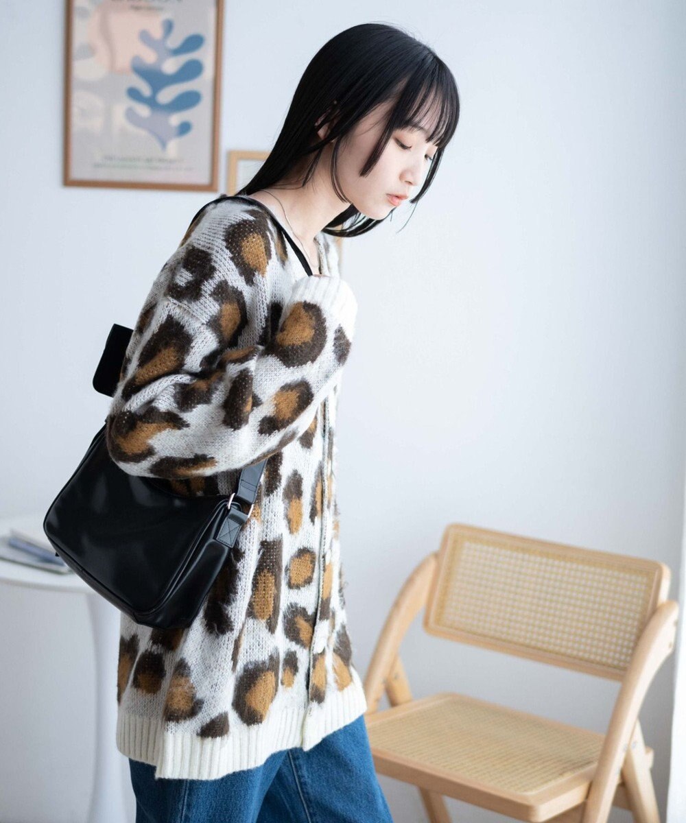 WEGO モヘアライク総柄BIGカーディガン 