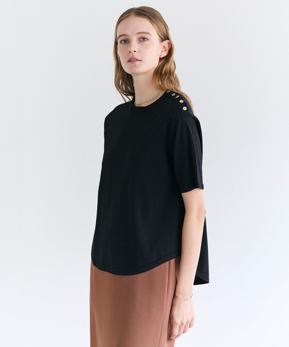 BEIGE， NADIA / ストレッチ メタルボタンニット 