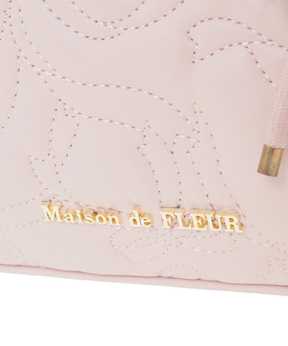 Maison de FLEUR チャーム付きリボンキルティングボストンバッグ 