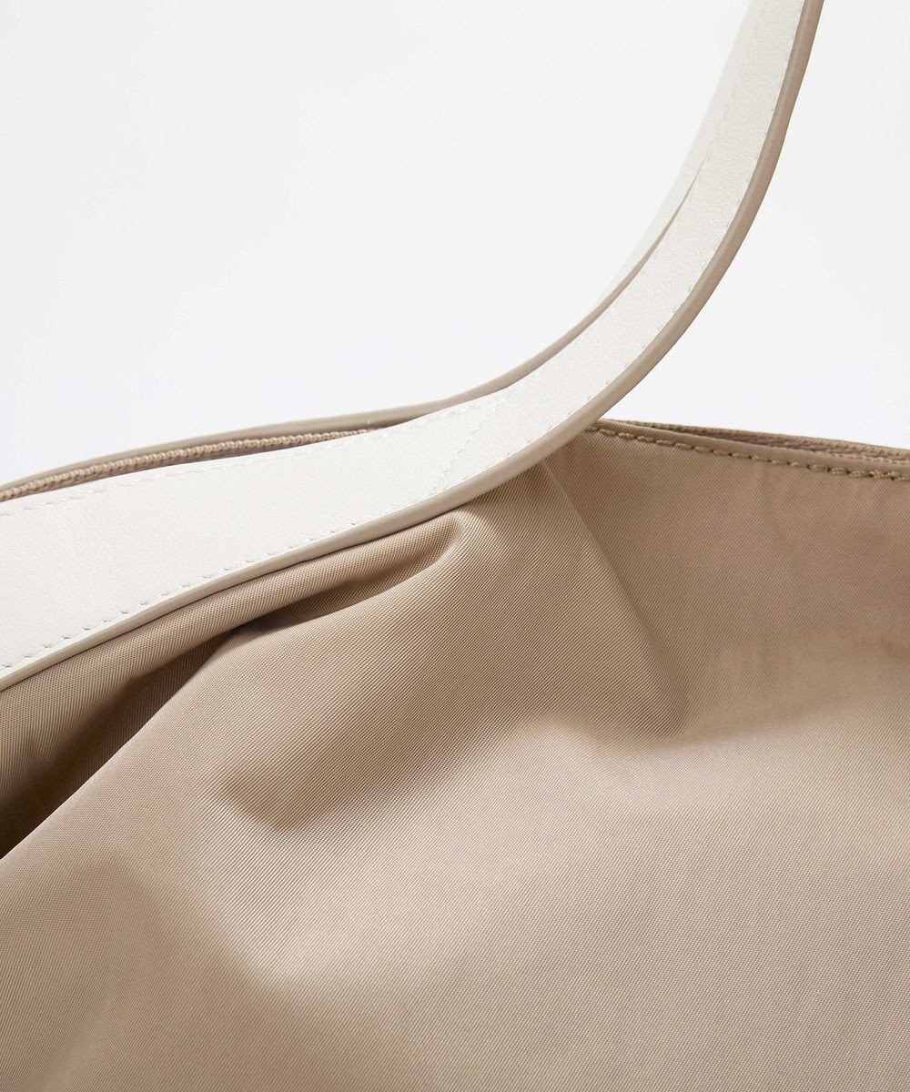 TOPKAPI 【Breath TOPKAPI】MORPH モーフ リンクルナイロン 2way ワイド トートバッグ チャーム付き　軽量 / 撥水 