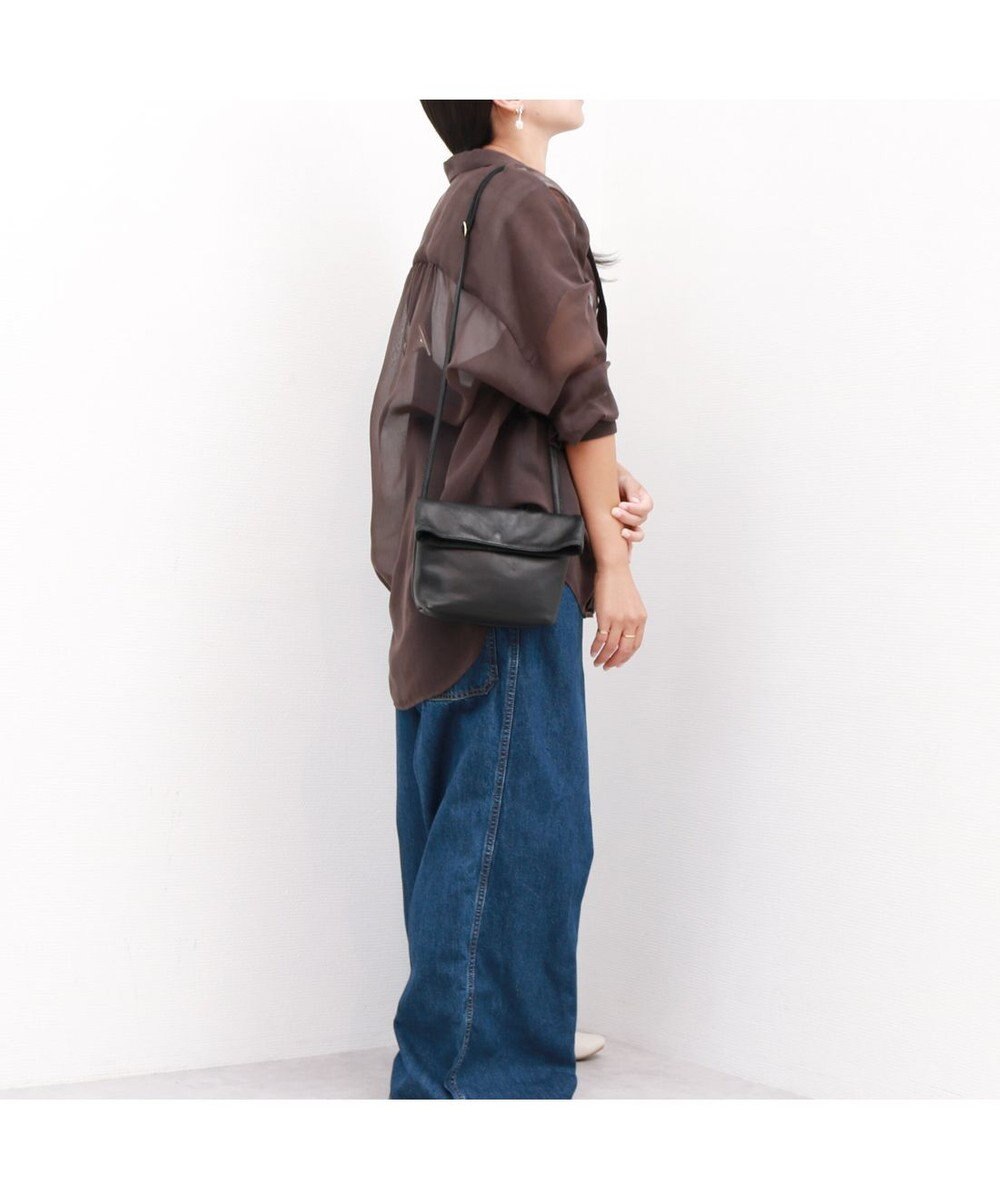 UNBILLION ペルケ perche / ガーメントレザー・サスティナブルミニショルダー 