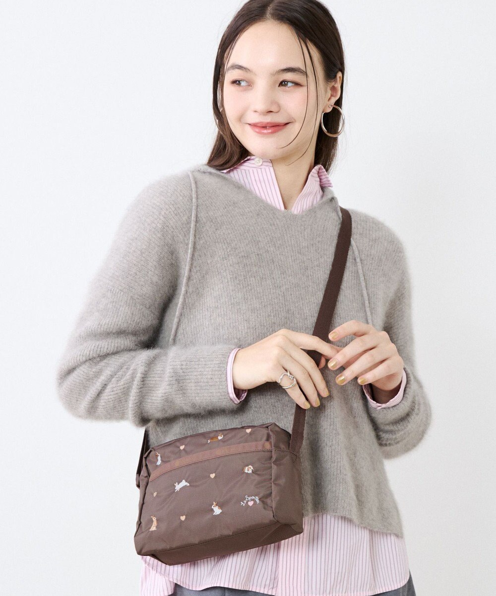 LeSportsac DANIELLA CROSSBODY/バニーエンブロイダリー 