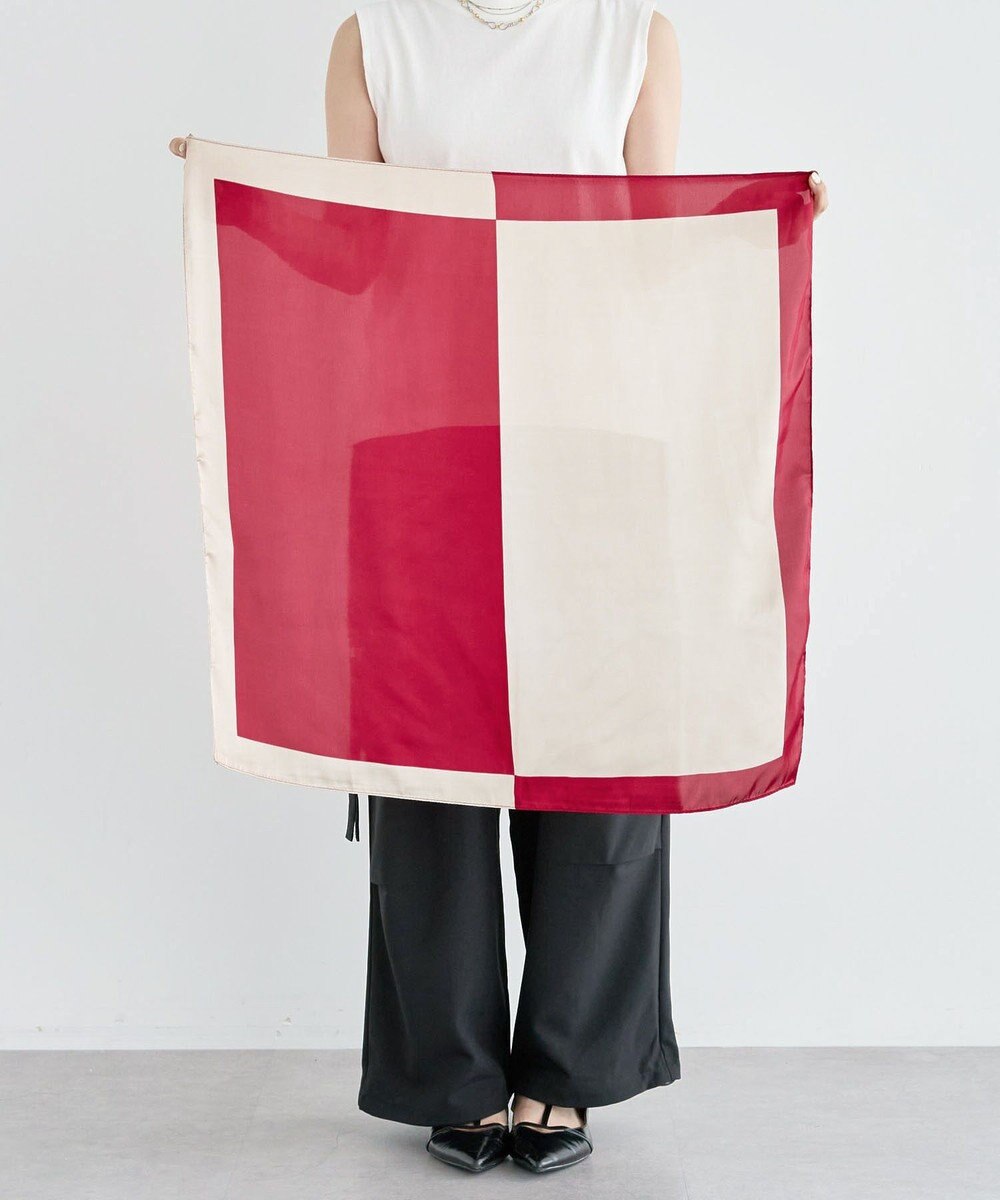 Green Parks ・スクエアパターンスカーフ　７０×７０ 