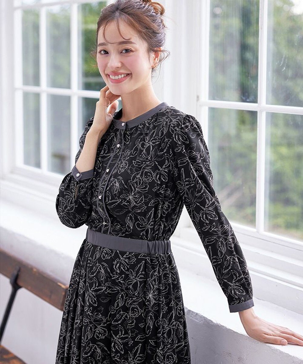 Tiaclasse L 【安田美沙子さん着用・新色/XSサイズ追加・洗える】フラワープリント配色ワンピース 