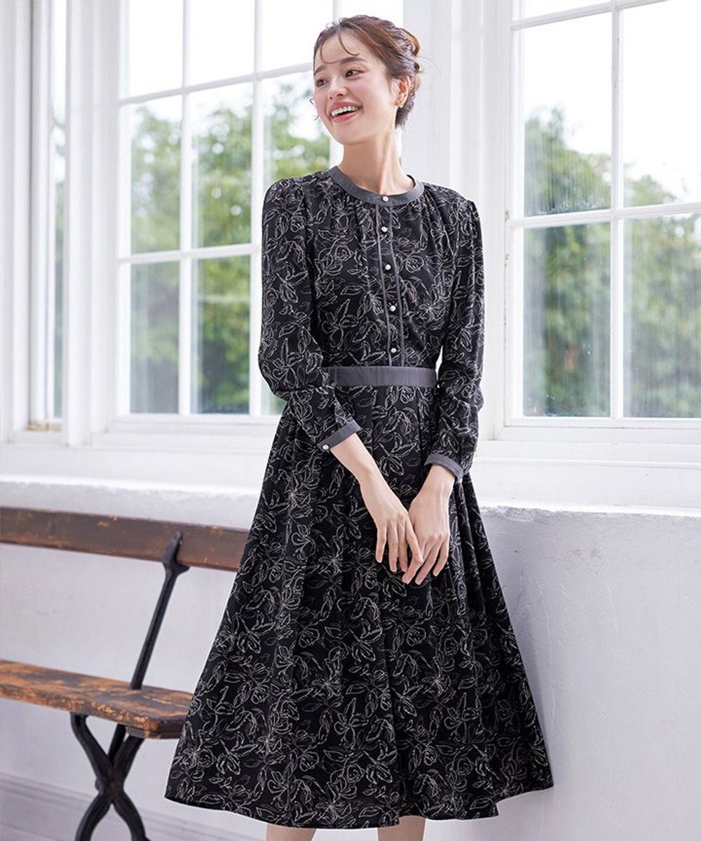 Tiaclasse L 【安田美沙子さん着用・新色/XSサイズ追加・洗える】フラワープリント配色ワンピース 