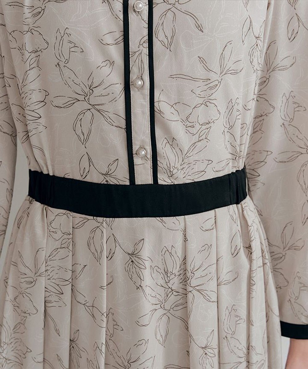 Tiaclasse L 【安田美沙子さん着用・新色/XSサイズ追加・洗える】フラワープリント配色ワンピース 