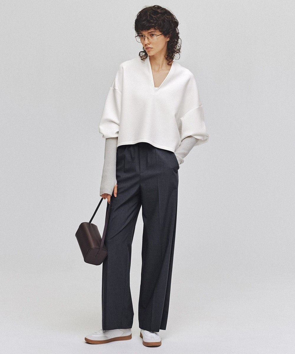 UNFILO BEAUTY FORM JERSEY キーネックプルオーバー 