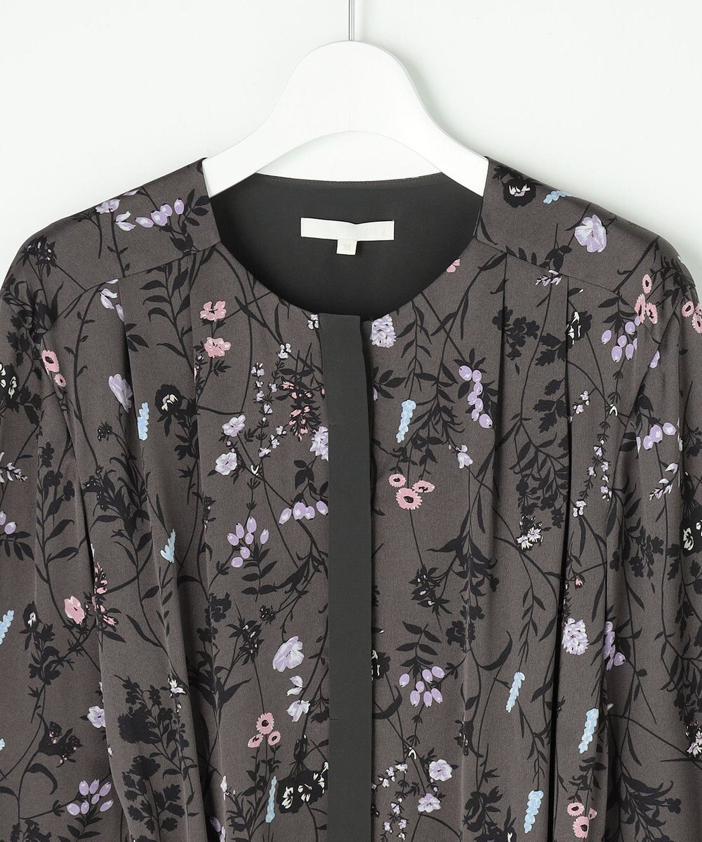 自由区 L 【WEB&一部店舗限定】ハーバルフロープリント8分袖 ワンピース 