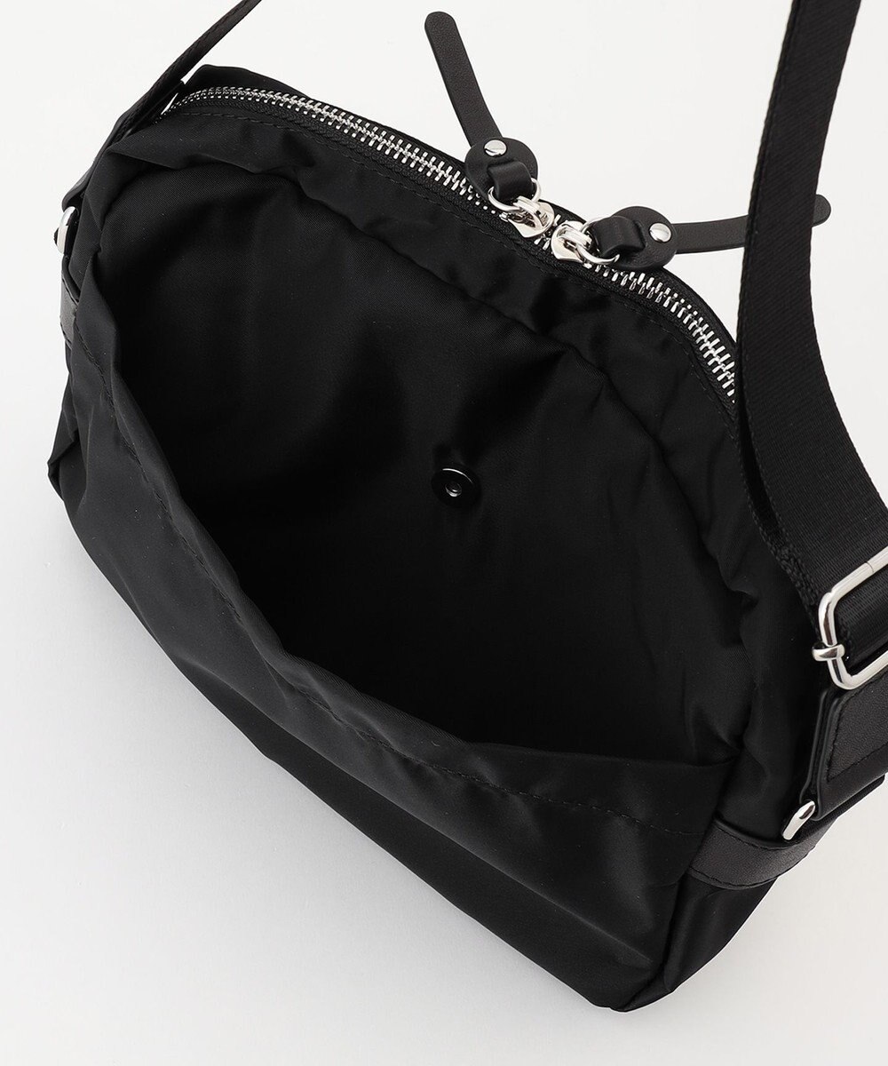 Y'SACCS ダブルポケットベーシックショルダー 