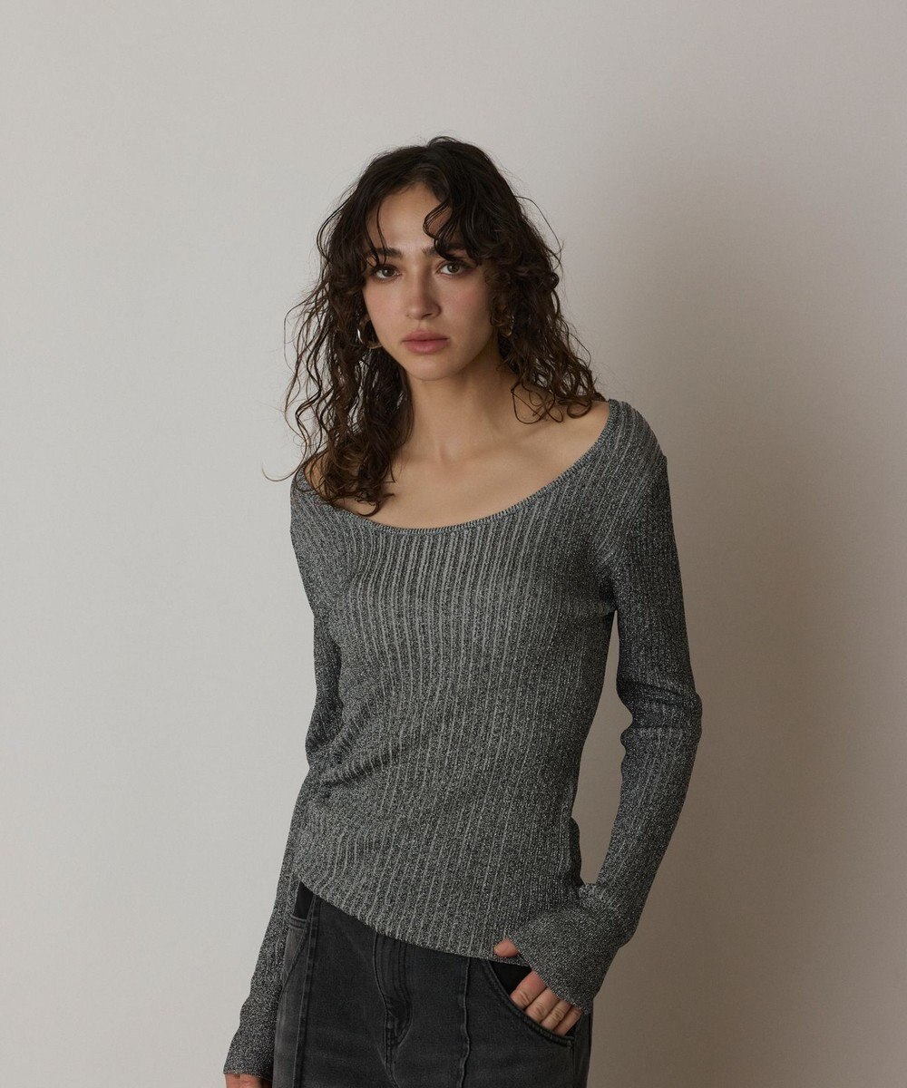 GRACE CONTINENTAL ラメリブクルーネックトップ 