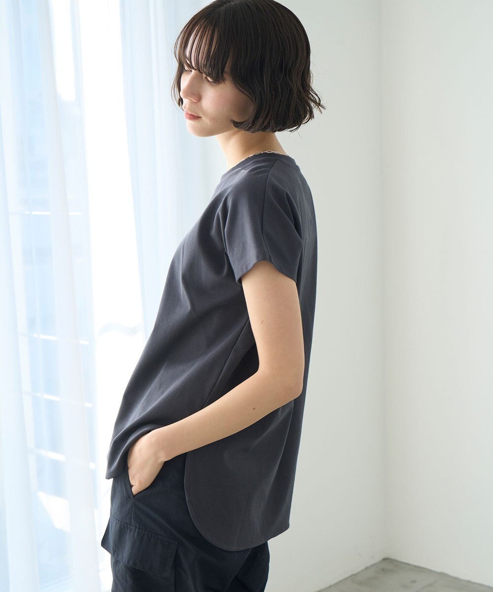 UNFILO BEAUTY FORM ロゴ刺繍フレンチスリーブTシャツ 