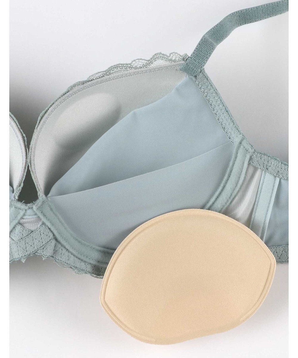 AMPHI 【SPRiNG ONLINE掲載】 ノンワイヤーブラ 谷間メイク ボリュームアップ Aカップあり 【BRAGENIC ブラジェニック 盛り胸タイプ】 ブラジャー ブラ ワイヤレス BMI448 アンフィ／ワコール 