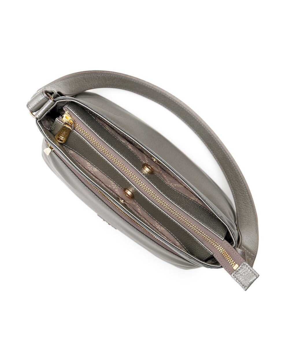 IBIZA プリード　ナイロン　ショルダーバッグ 