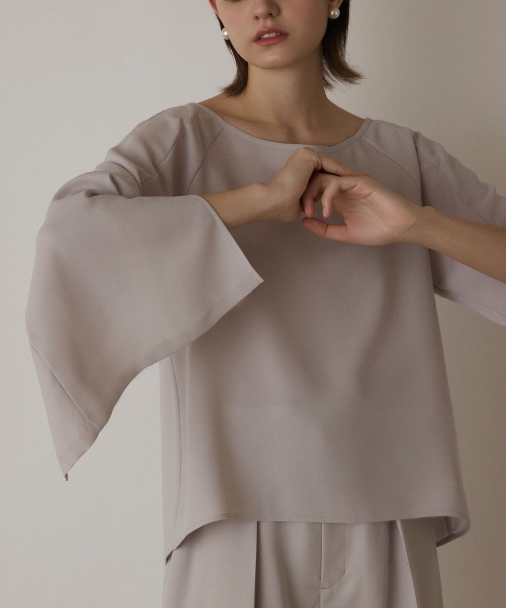 GRACE CONTINENTAL スリットスリーブトップ 