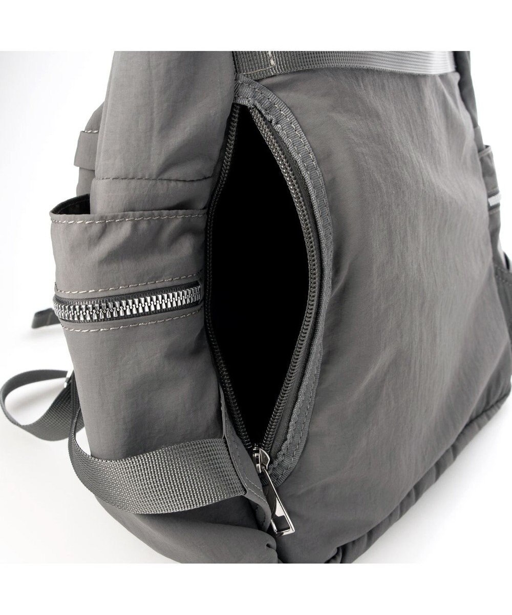 UNBILLION カシュカシュ cachecache / 10ポケットナイロンリュック 