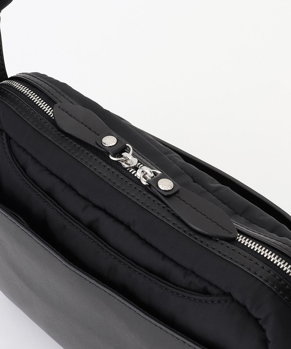 Y'SACCS シルキーリュクスショルダーバッグ 