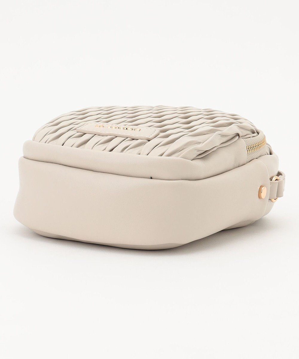 LA BAGAGERIE ランダムプリーツショルダーバッグ タテ 