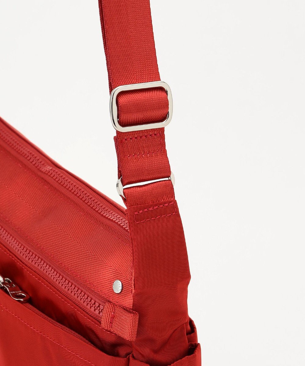 Y'SACCS テープデザイン　トラベルショルダーバッグ 