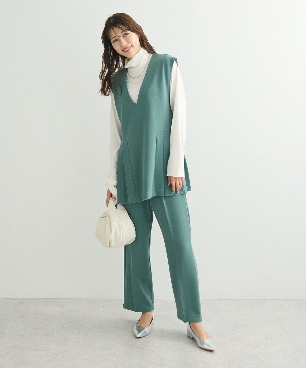 Green Parks ・Ｐｅｔｉｔ　Ｆｌｅｕｒ　タックテーパードパンツ 