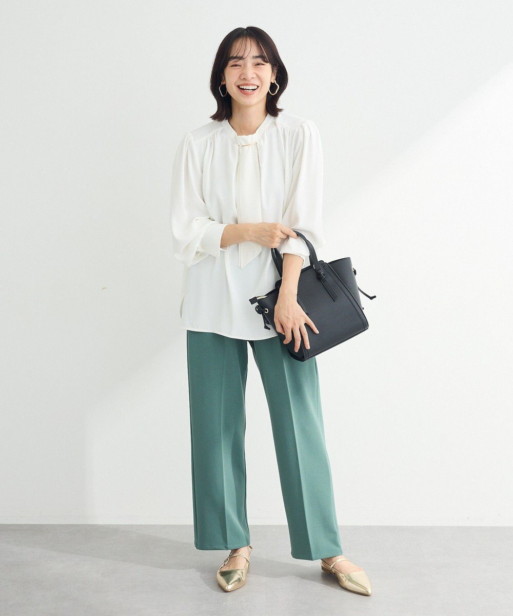 Green Parks ・Ｐｅｔｉｔ　Ｆｌｅｕｒ　タックテーパードパンツ 