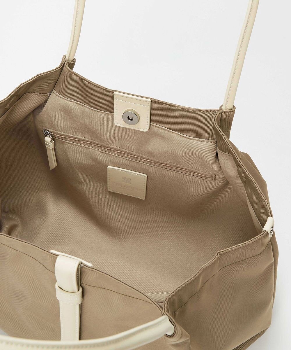 TOPKAPI 【TREASURE TOPKAPI】ナイロン センターベルト トートバッグ　A4 / 軽量 / 肩掛け 