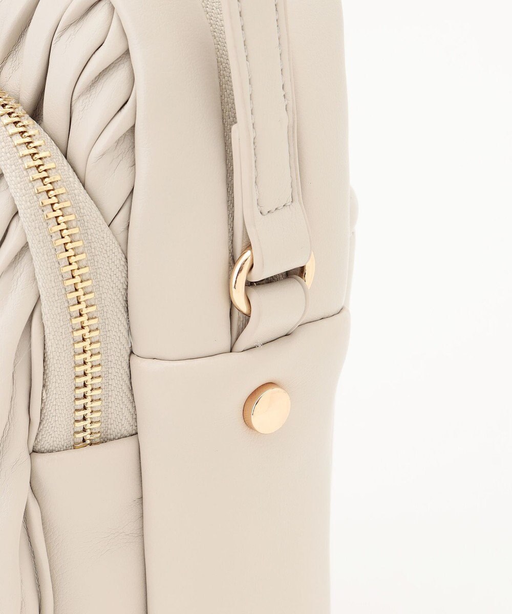 LA BAGAGERIE ランダムプリーツショルダーバッグ タテ 