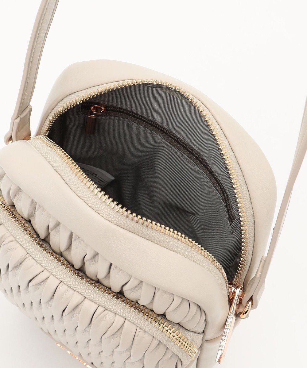 LA BAGAGERIE ランダムプリーツショルダーバッグ タテ 