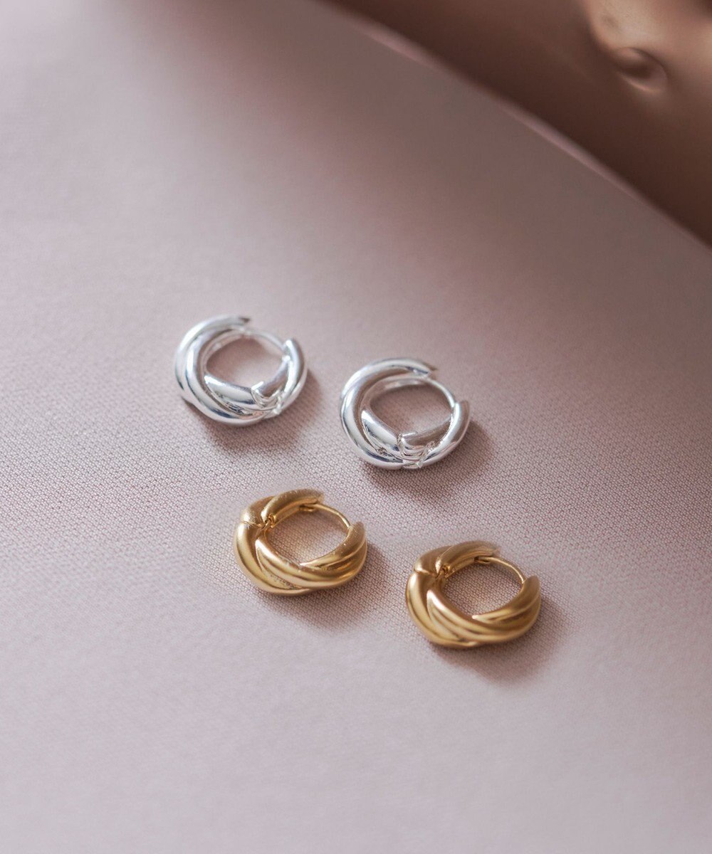 Tiaclasse マットメタルフープピアス 