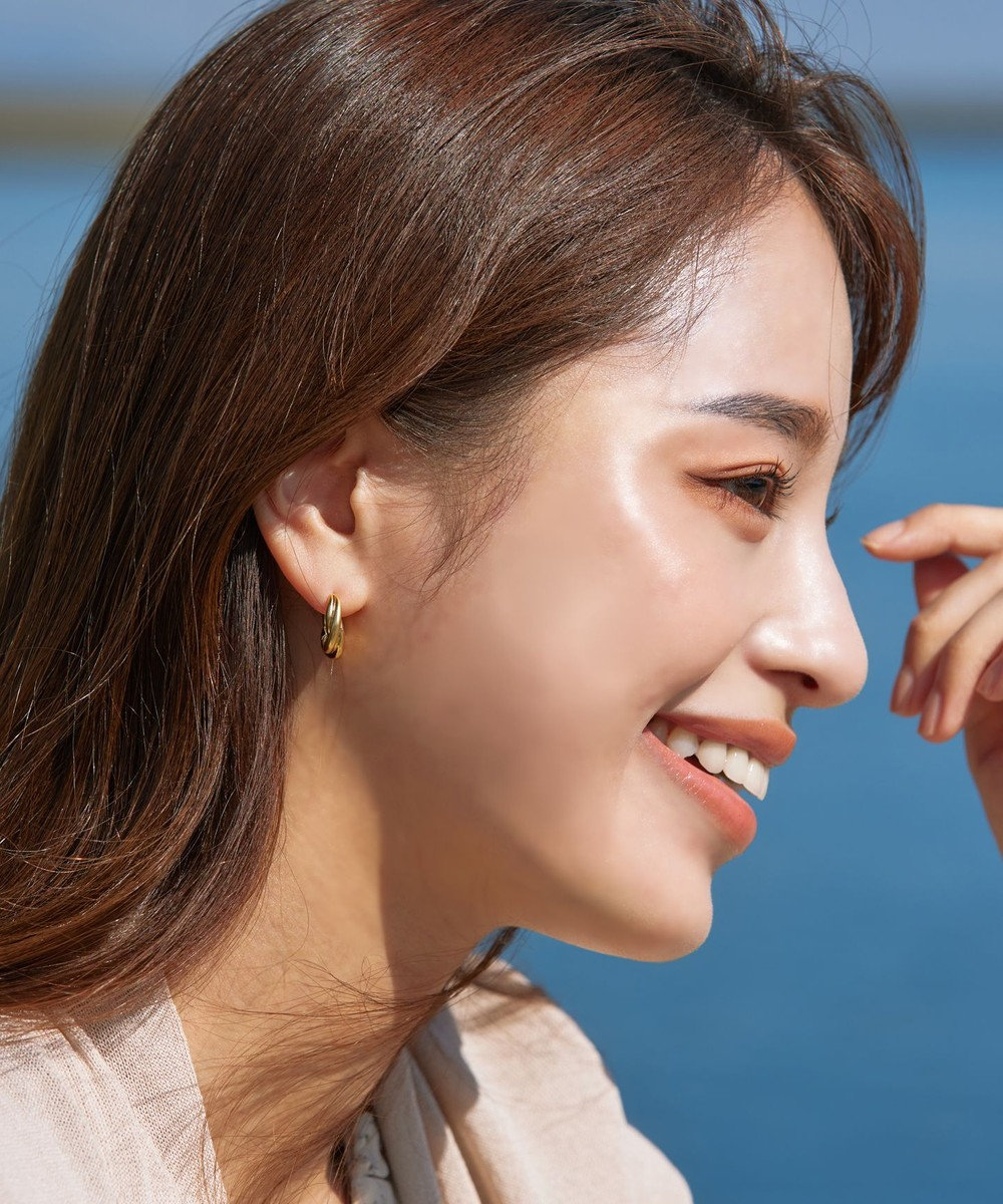 Tiaclasse マットメタルフープピアス 