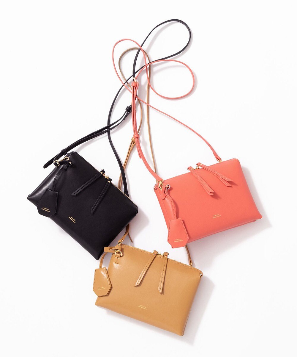 23区 スクエアフラット ショルダーバッグ 