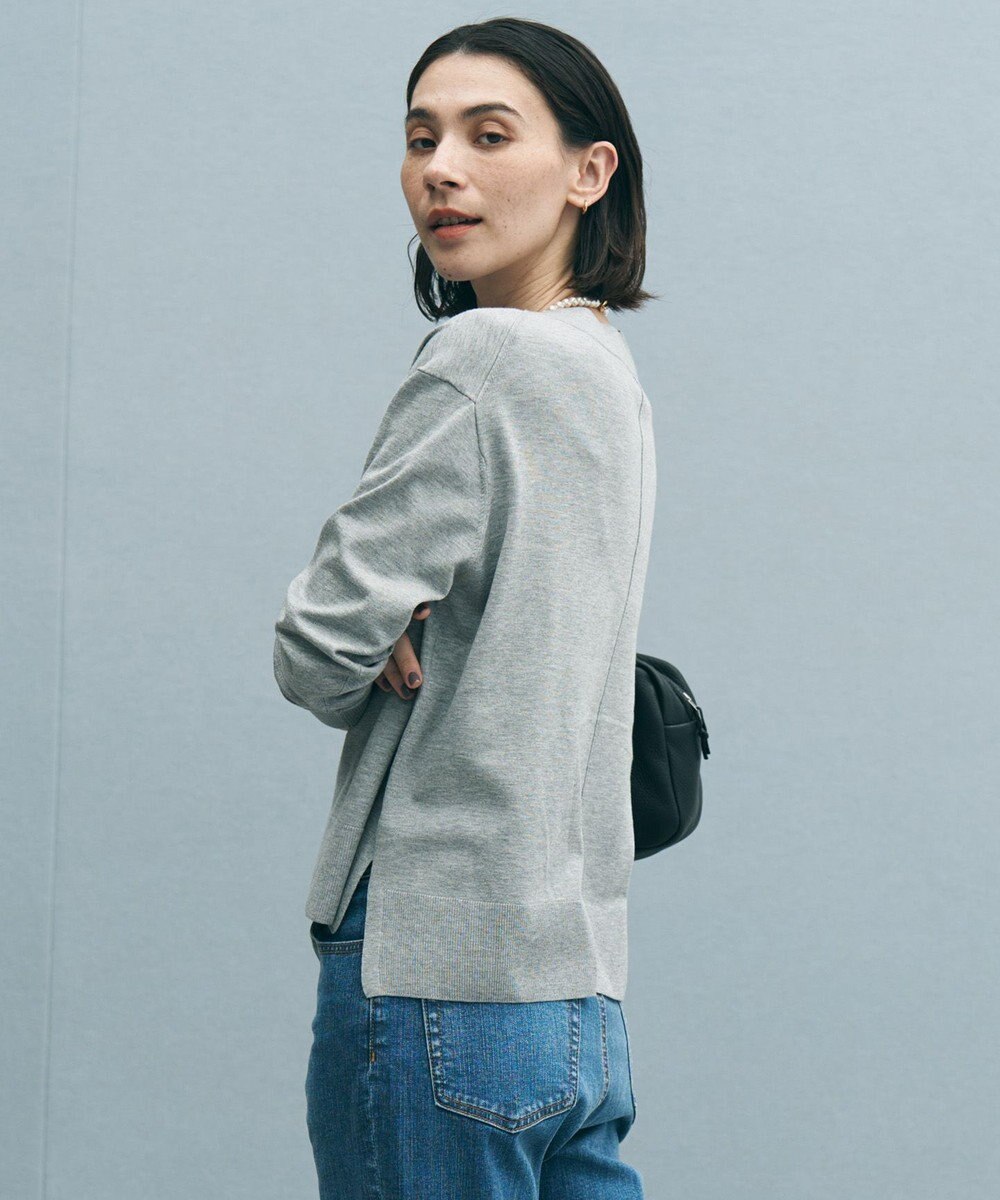 UNFILO マイビューティニット Vネック 