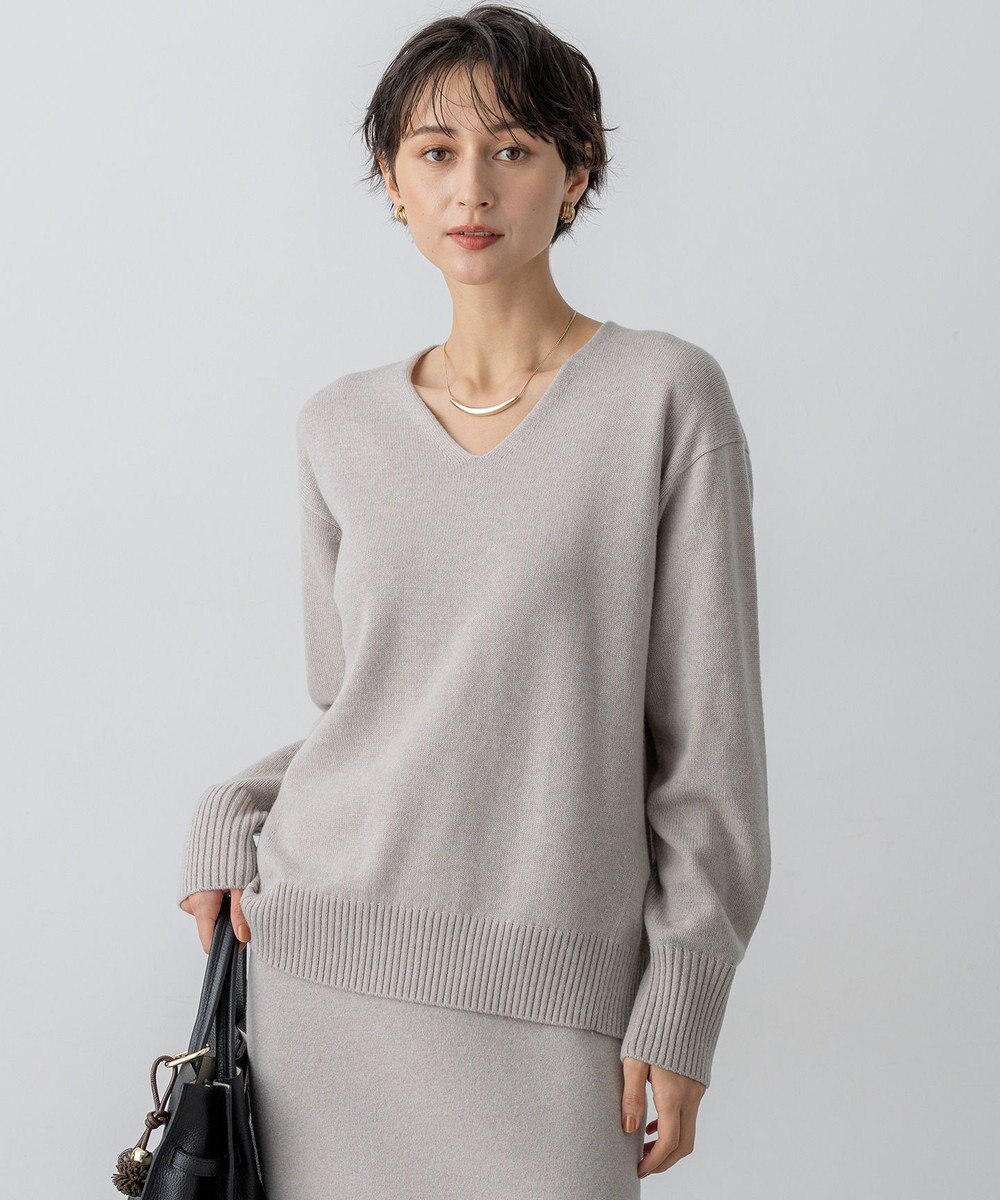 23区 【見上愛さんコラボカラー/VERY掲載】カシミヤブレンド Vネック ニット 