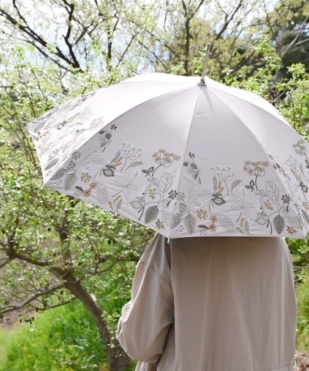 AND WOOL 〈UVカット率99%以上・一級遮光生地・晴雨兼用〉窓辺の花刺繍の日傘 （長傘タイプ） ベージュ