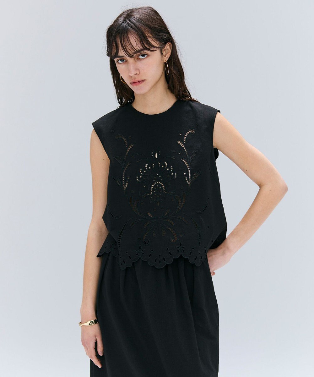 BEIGE， 【洗える】GALLERIA / コットンエンブロイダリーノースリーブブラウス 