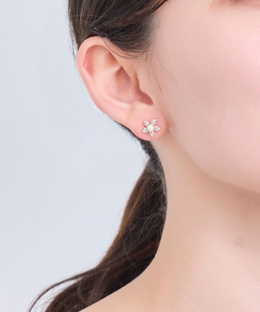 Phoebe ブロッサムパールビジューピアス 