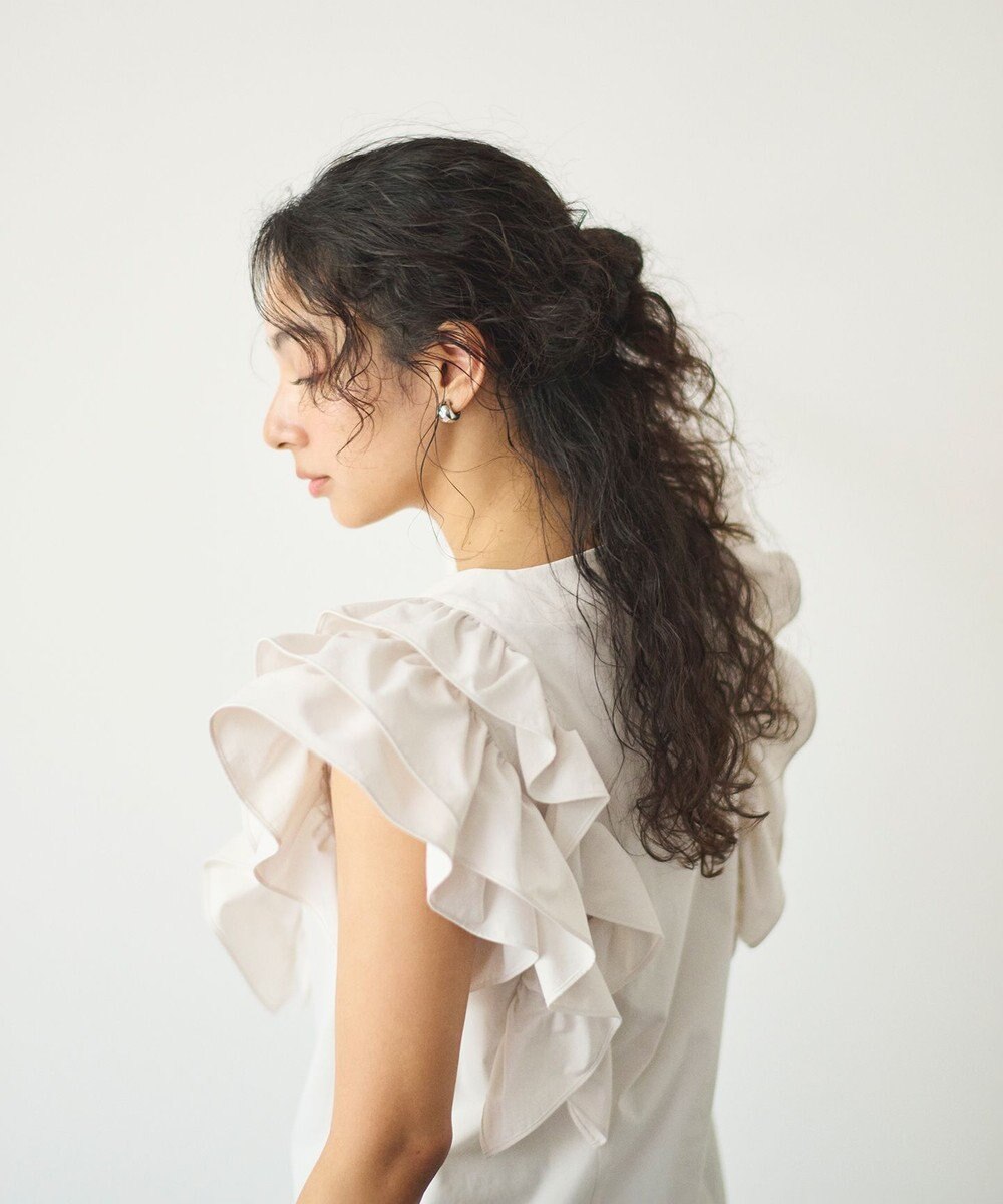 #Newans ラッフルフリルブラウス 