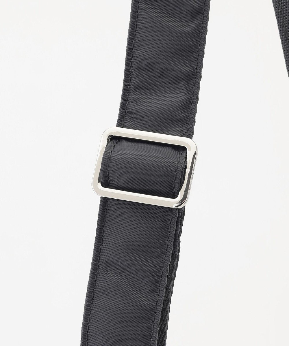 Y'SACCS 【ムック本掲載】ツイルナイロン　スクエアトート　Mサイズ 