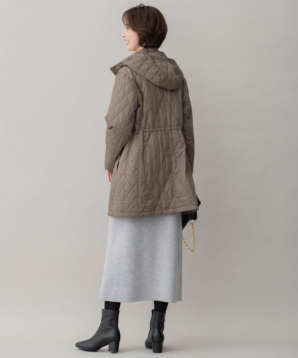 自由区 L 【洗える】ブライトキルト フード付きコート 