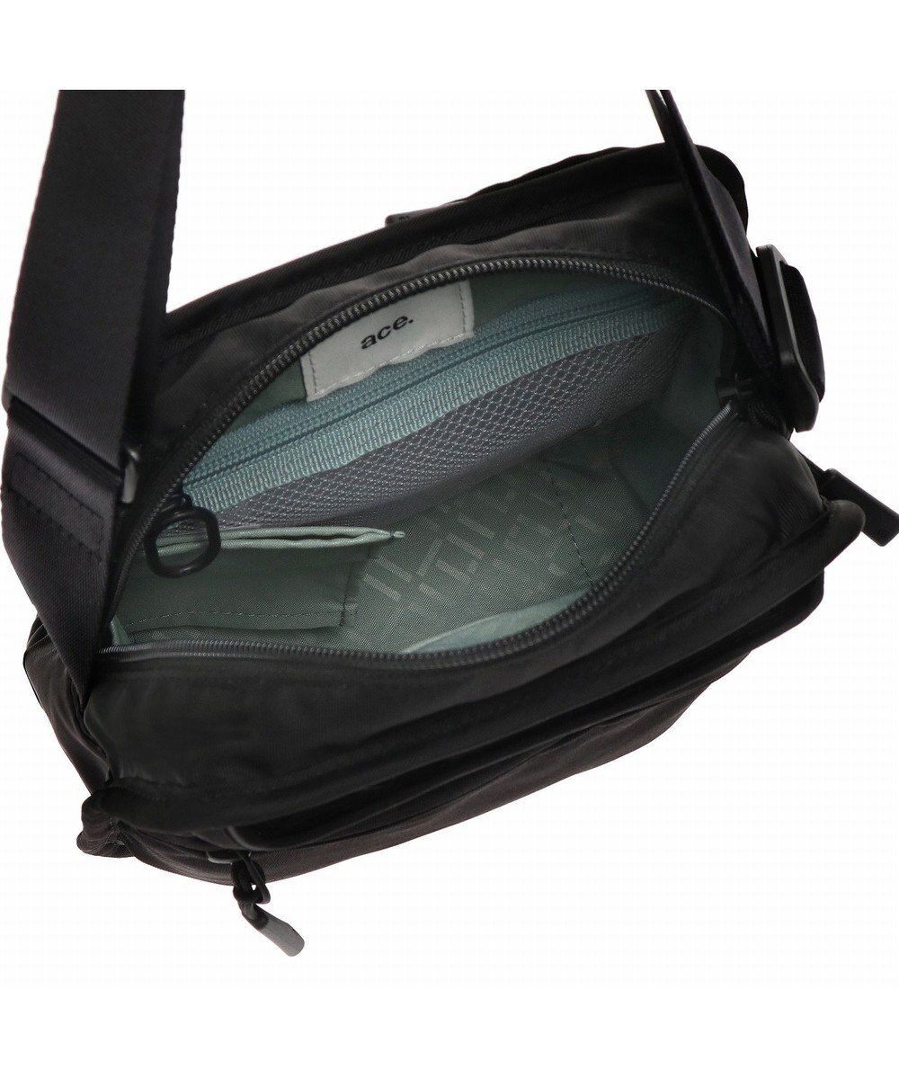 ACE BAGS & LUGGAGE ace. エース ファニップ ショルダーバッグ タテ型 67291 