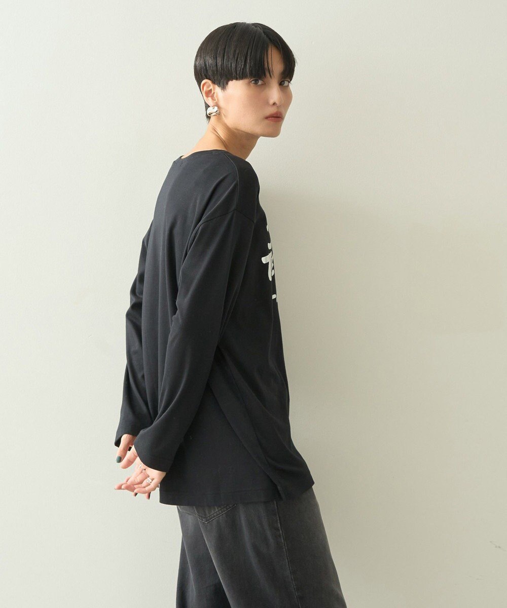 AMERICAN HOLIC ＡＭＩＴＥ’　箔プリントカットプルオーバー 