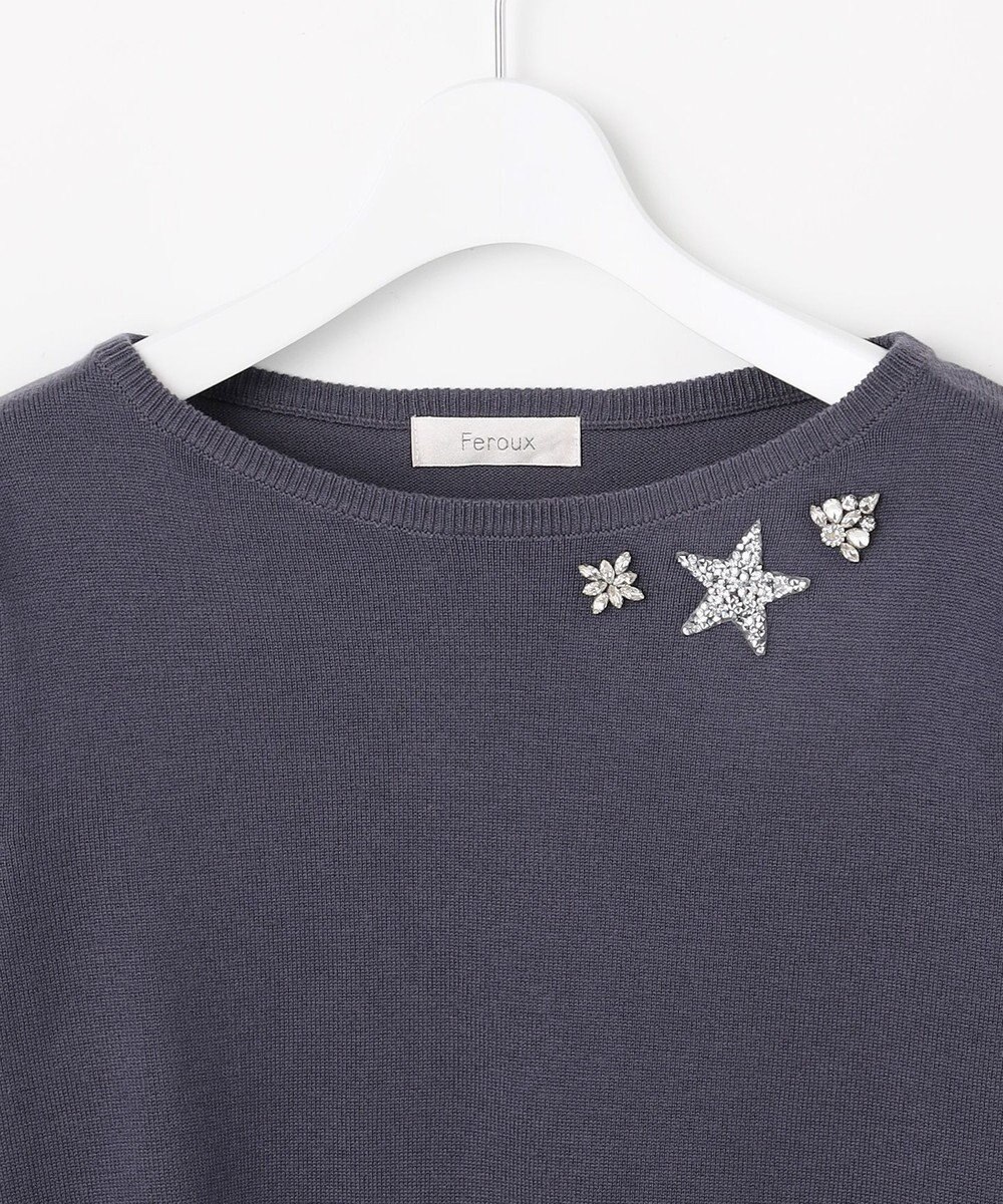 Feroux ブローチデザインニット プルオーバー 