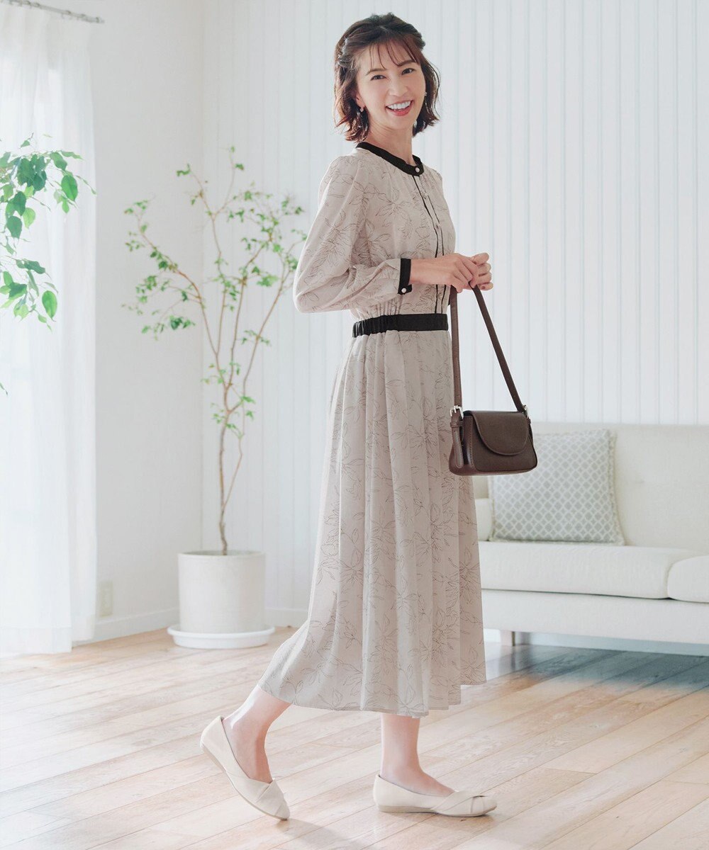 Tiaclasse L 【安田美沙子さん着用・新色/XSサイズ追加・洗える】フラワープリント配色ワンピース 