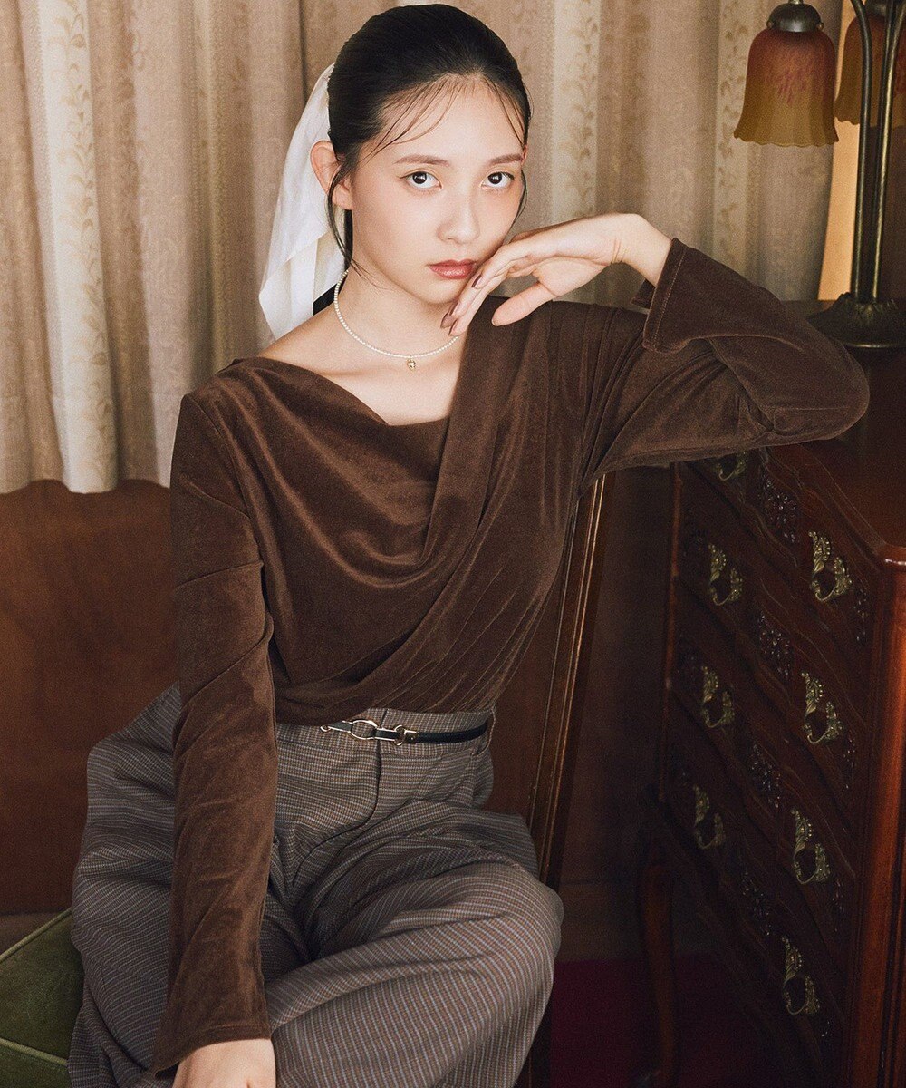 earth music&ecology シアーベロアドレープネックプルオーバー 